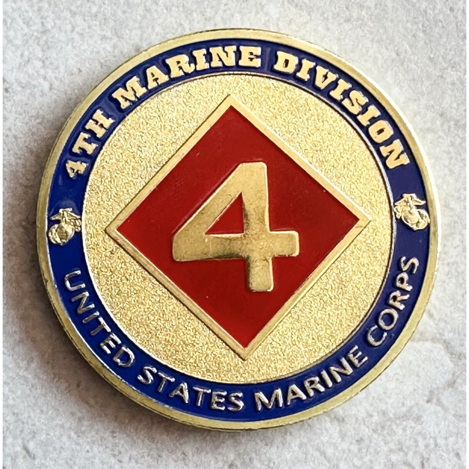 US MARINE CORPS - 4th MARINE DIVISION Challenge Coin