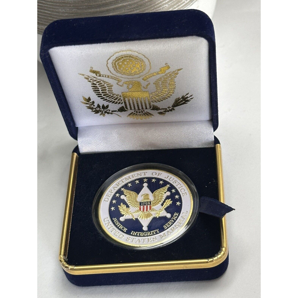 US Federal Marshal Service Special Agent Challenge Coin With Blue Velvet Case