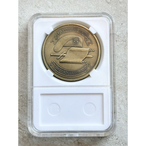 5th Group SF Challenge Coin Army Airborne Special Forces "The Professionals" W/Case