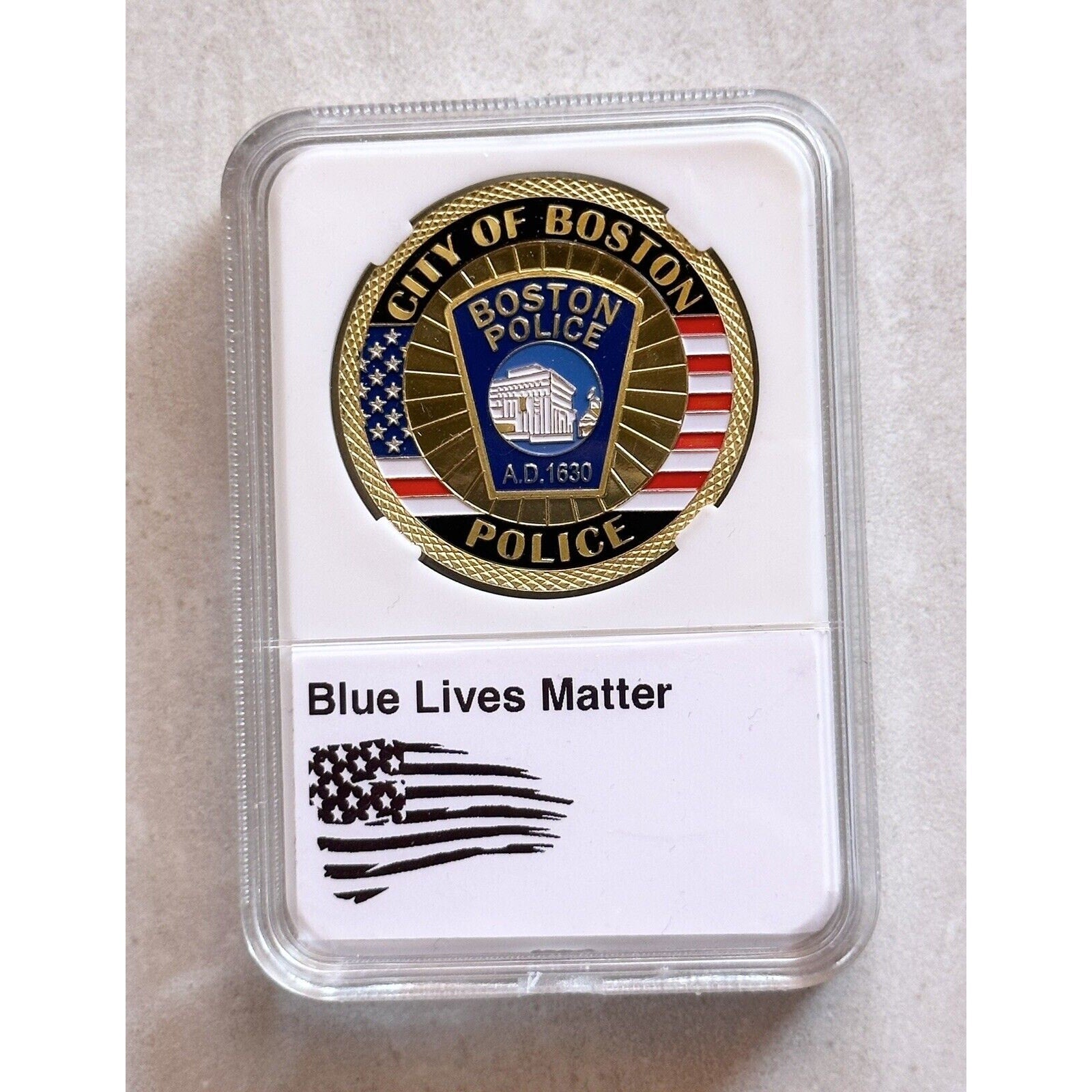 BOSTON POLICE DEPARTMENT CHALLENGE COIN With Case