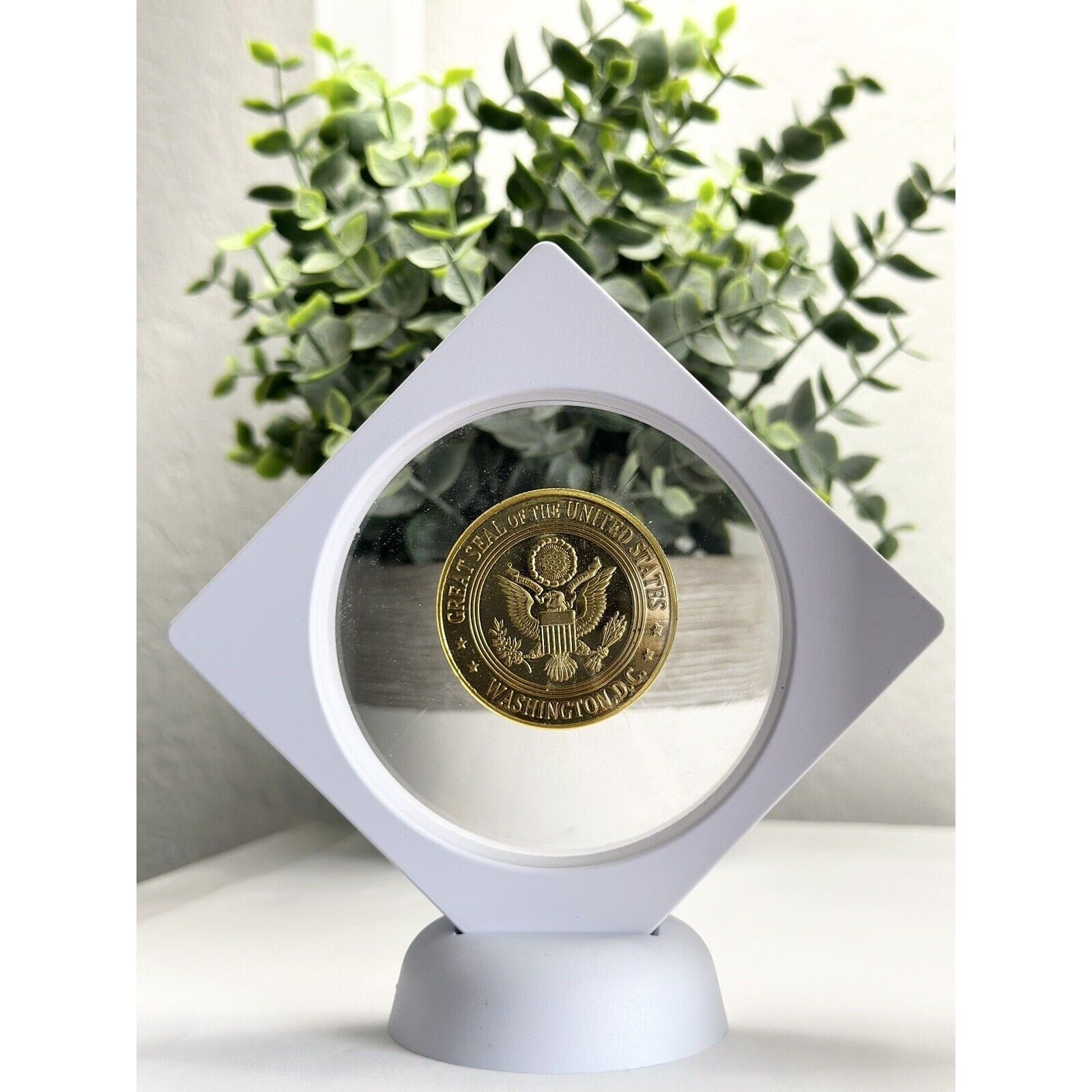 U S Dept of Veterans Affairs Police Challenge Coin 40mm With Display Case