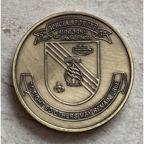 5TH GROUP Challenge Coin ARMY AIRBORNE SPECIAL FORCES "THE PROFESSIONALS"
