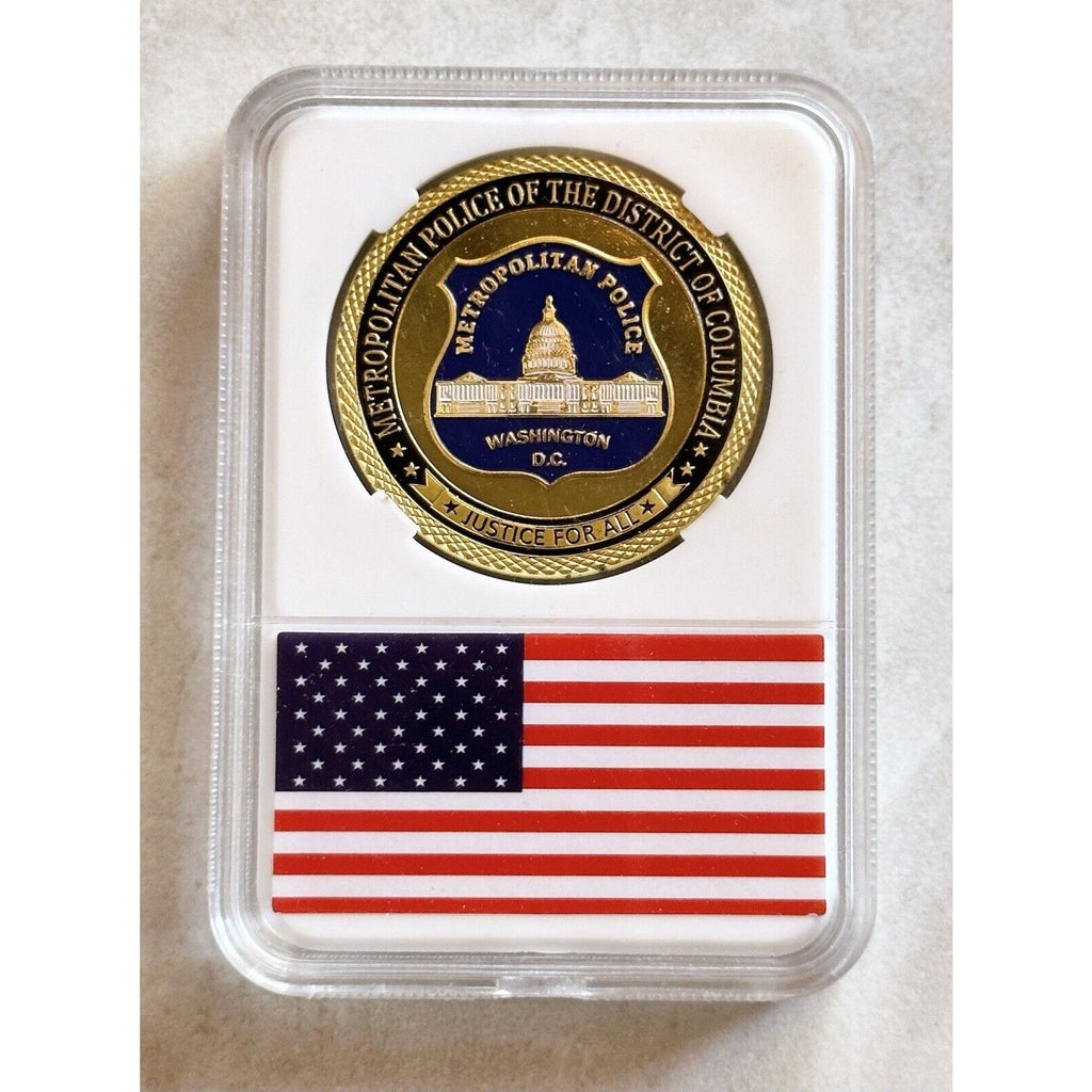 METROPOLITAIN POLICE OF THE DISTRICT OF COLUMBIA OFFICER'S CHALLENGE COIN W Case