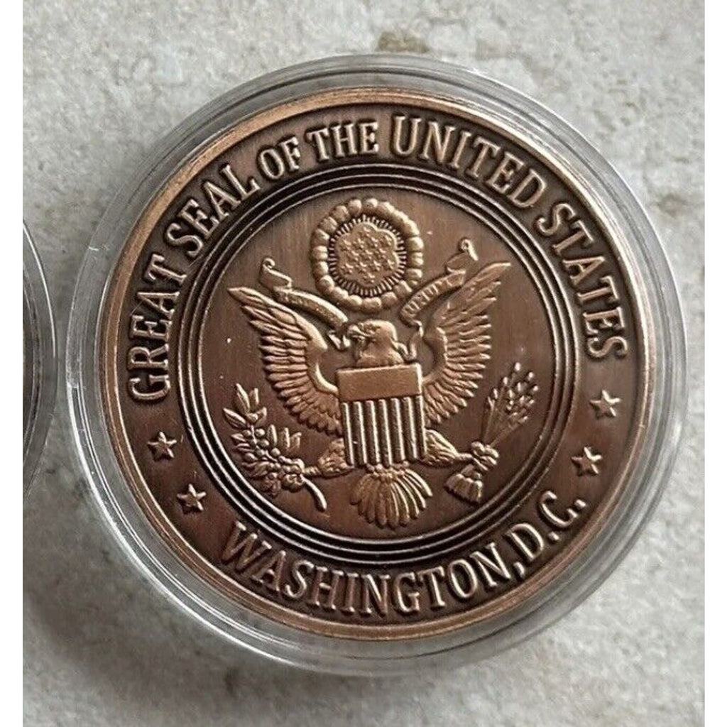 US DEPARTMENT OF HOME LAND SECURITY CHALLENGE COIN With Velvet Presentation Box
