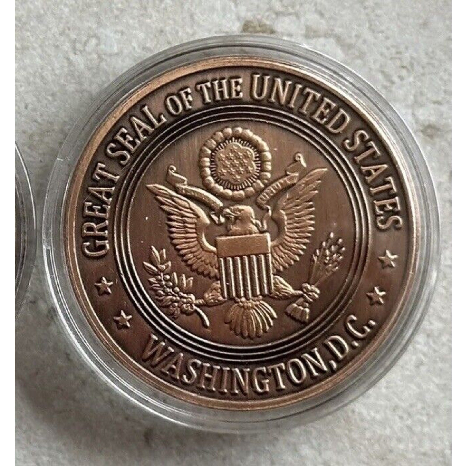 US DEPARTMENT OF HOME LAND SECURITY CHALLENGE COIN With Velvet Presentation Box