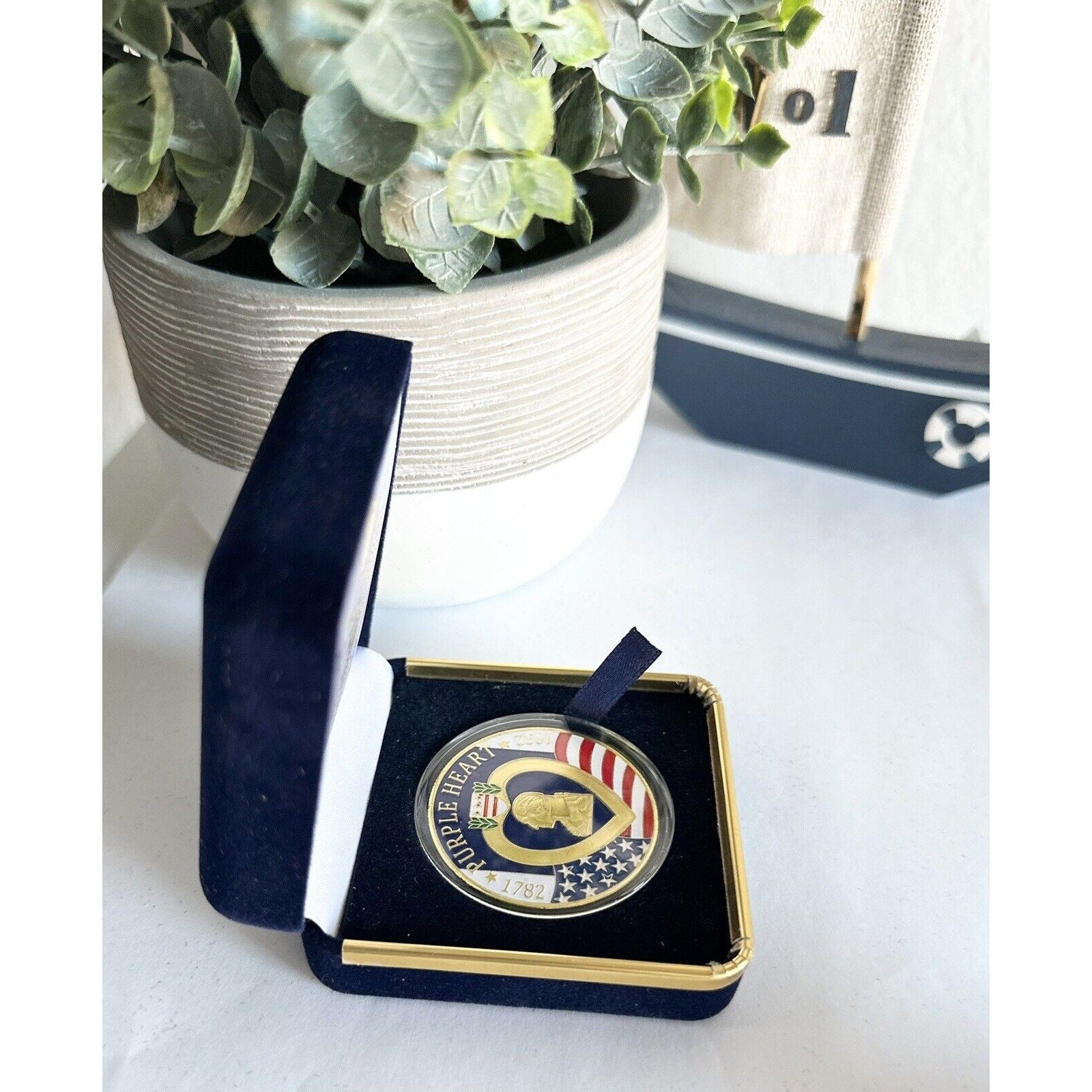 PURPLE HEART RECIPIENT Challenge Coin With Special Velvet Case